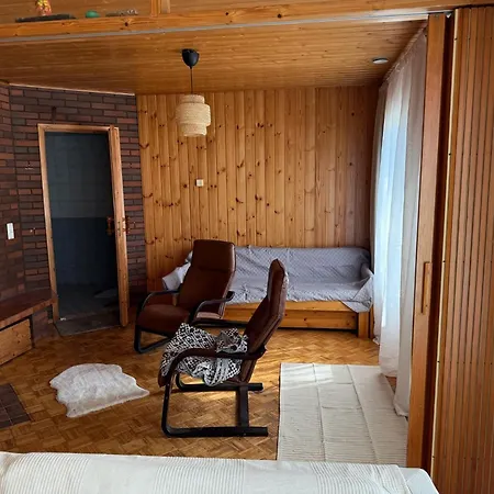 Сasa de vacaciones Spacious Family House - Sauna, Hot Tub & Grill Hut Varkaus