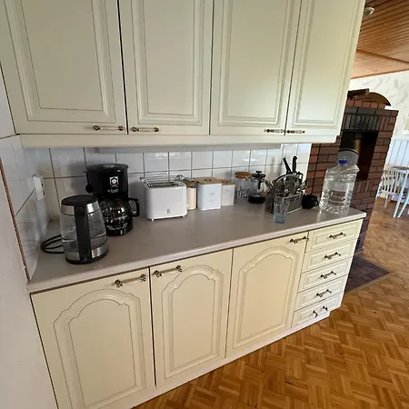 Spacious Family House - Sauna, Hot Tub & Grill Hut Сasa de vacaciones Varkaus